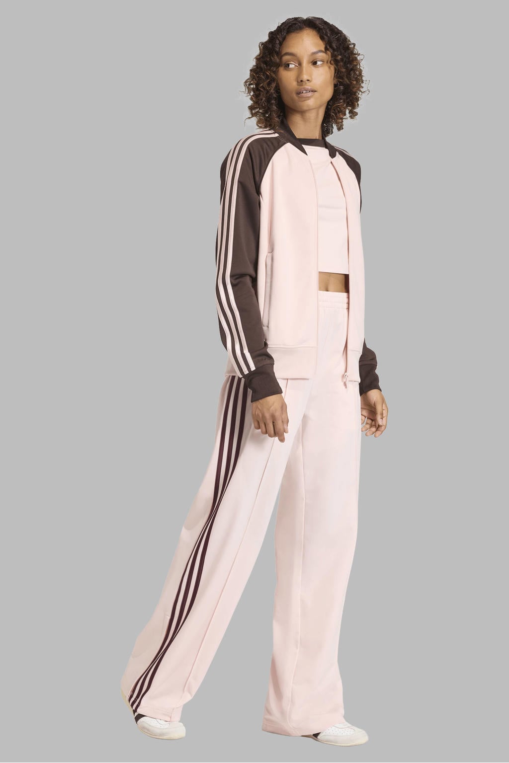Roze en bruine dames adidas Originals trainingsjack Firebird van sweat materiaal met meerkleurige print, lange mouwen, ronde hals en ritssluiting