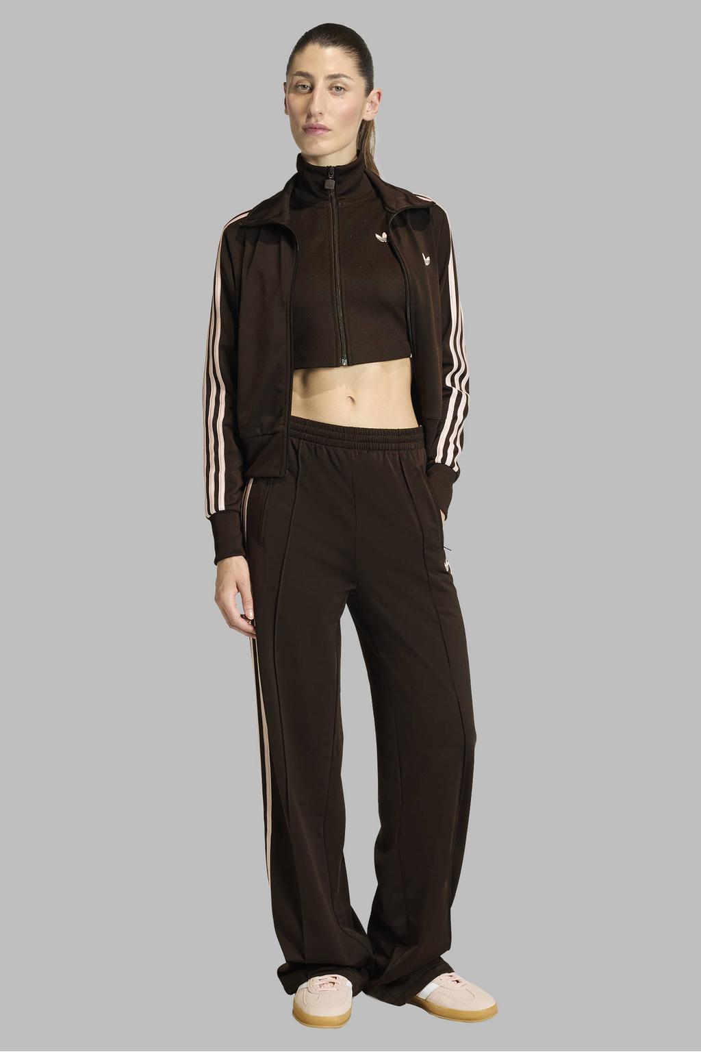 Bruine dames adidas Originals trainingsbroek Firebird van polyester met loose fit, regular waist en effen