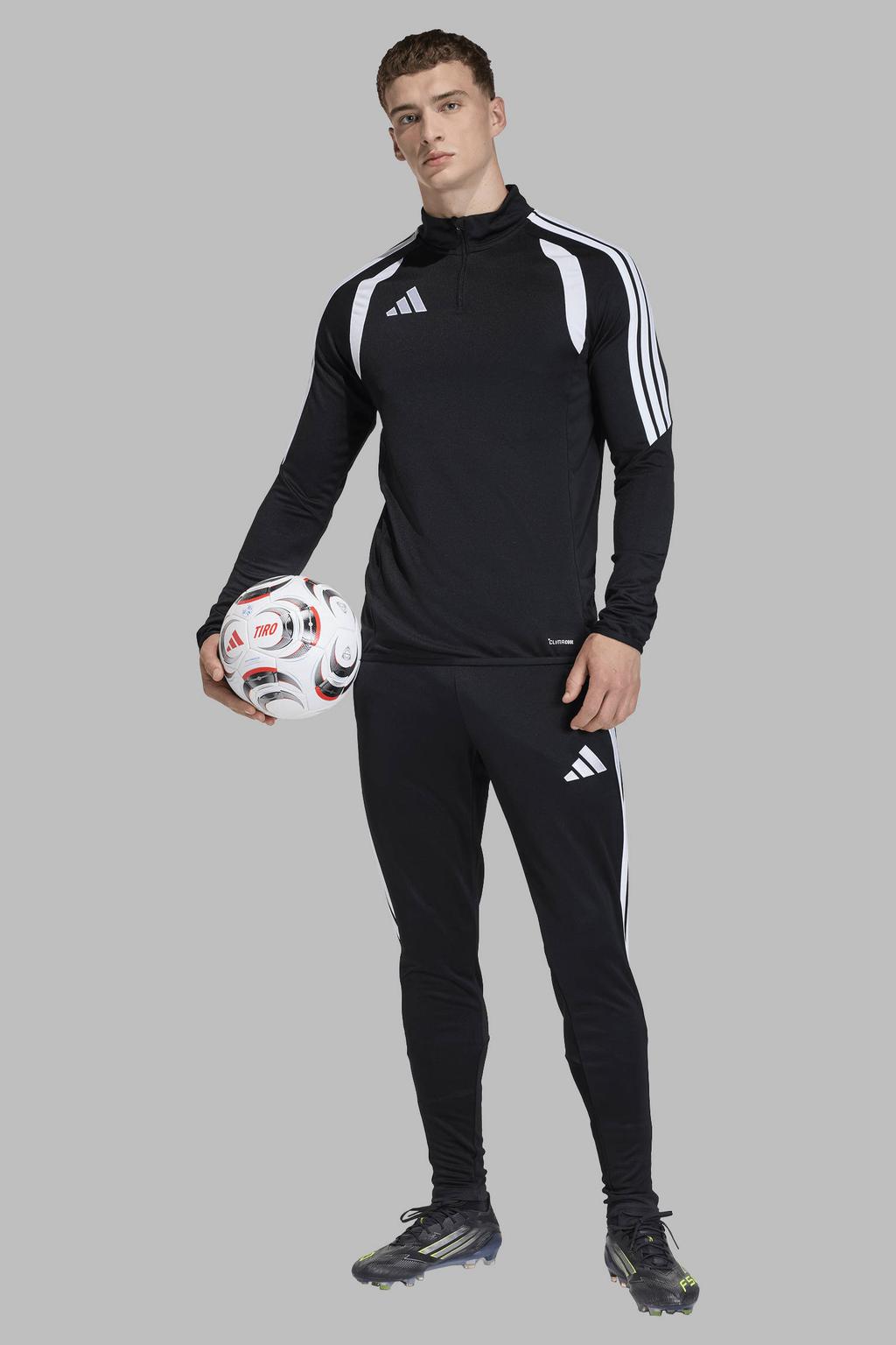 Zwarte heren adidas Performance trainingsbroek Tiro26 van polyester met elastische tailleband met koord