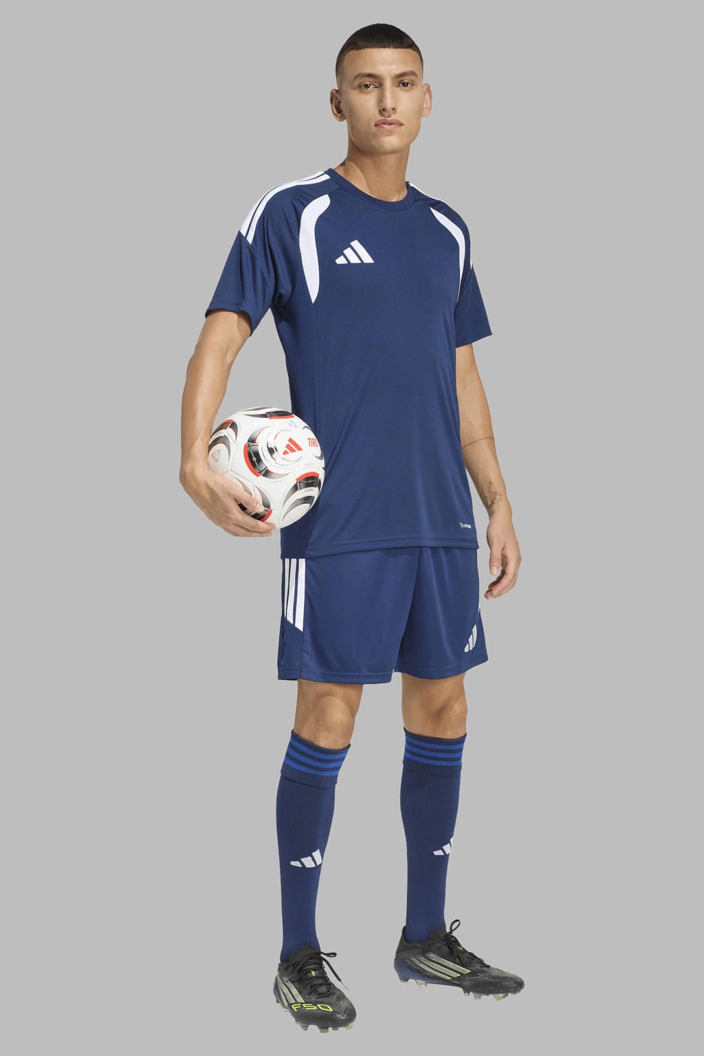 Blauwe heren adidas Performance senior voetbalshirt Tiro26 van polyester met korte mouwen en ronde hals