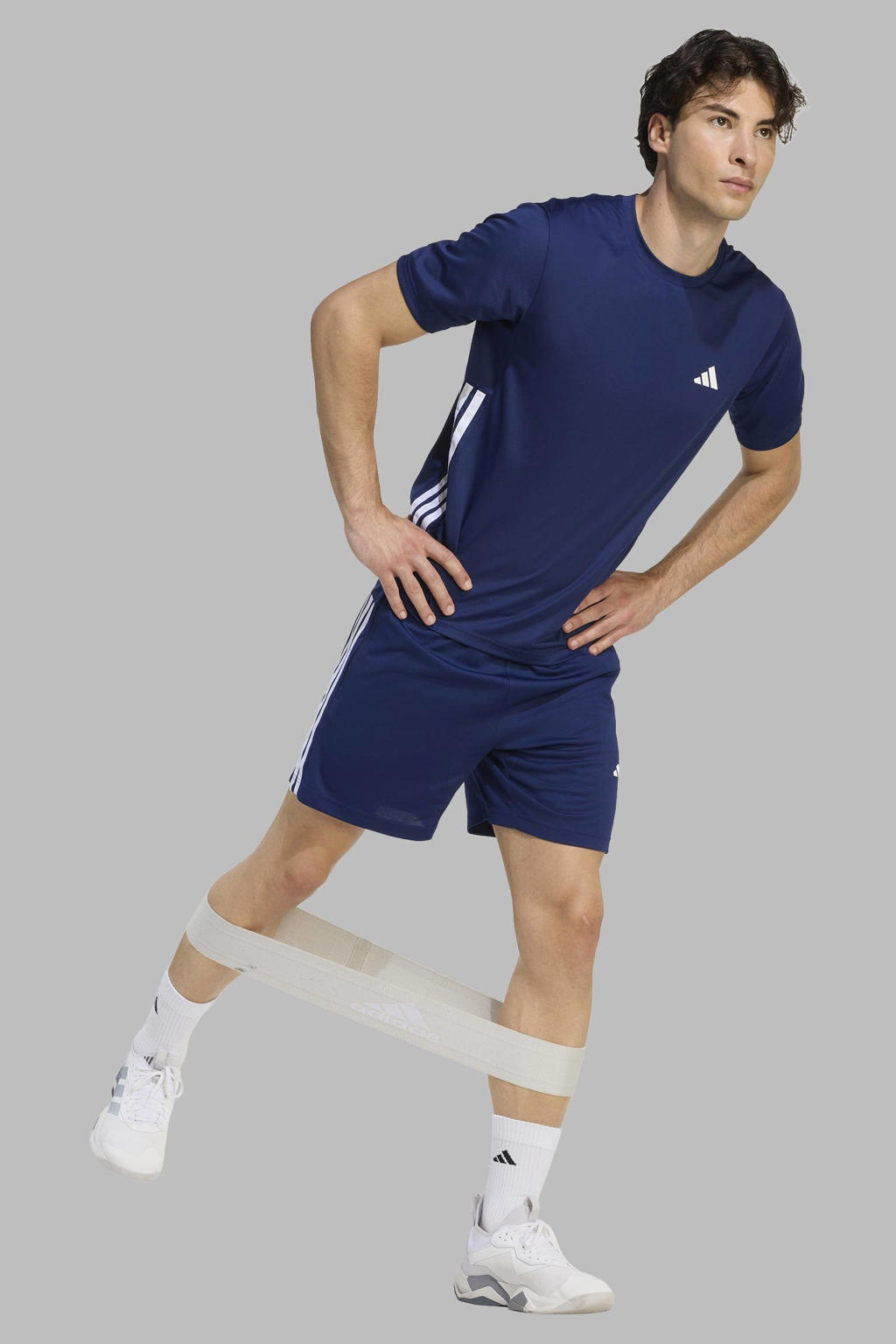 Donkerblauw en witte heren adidas Performance Senior sportshort van polyester met elastische tailleband