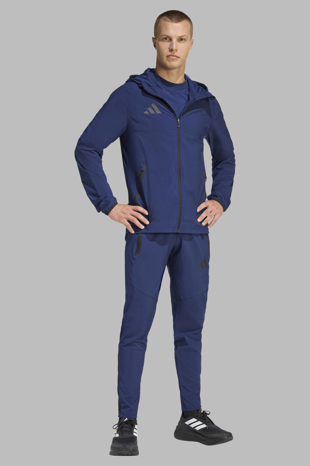 Donkerblauwe heren adidas Performance Senior trainingsbroek Tiro Travel van polyester met effen