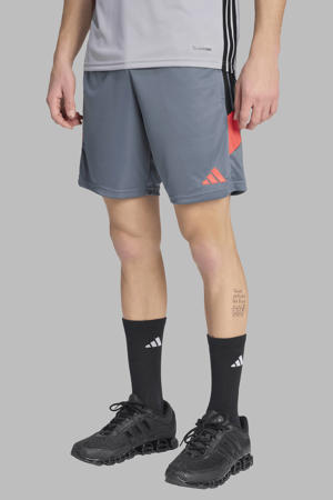 Senior voetbalshort Tiro26 grijs