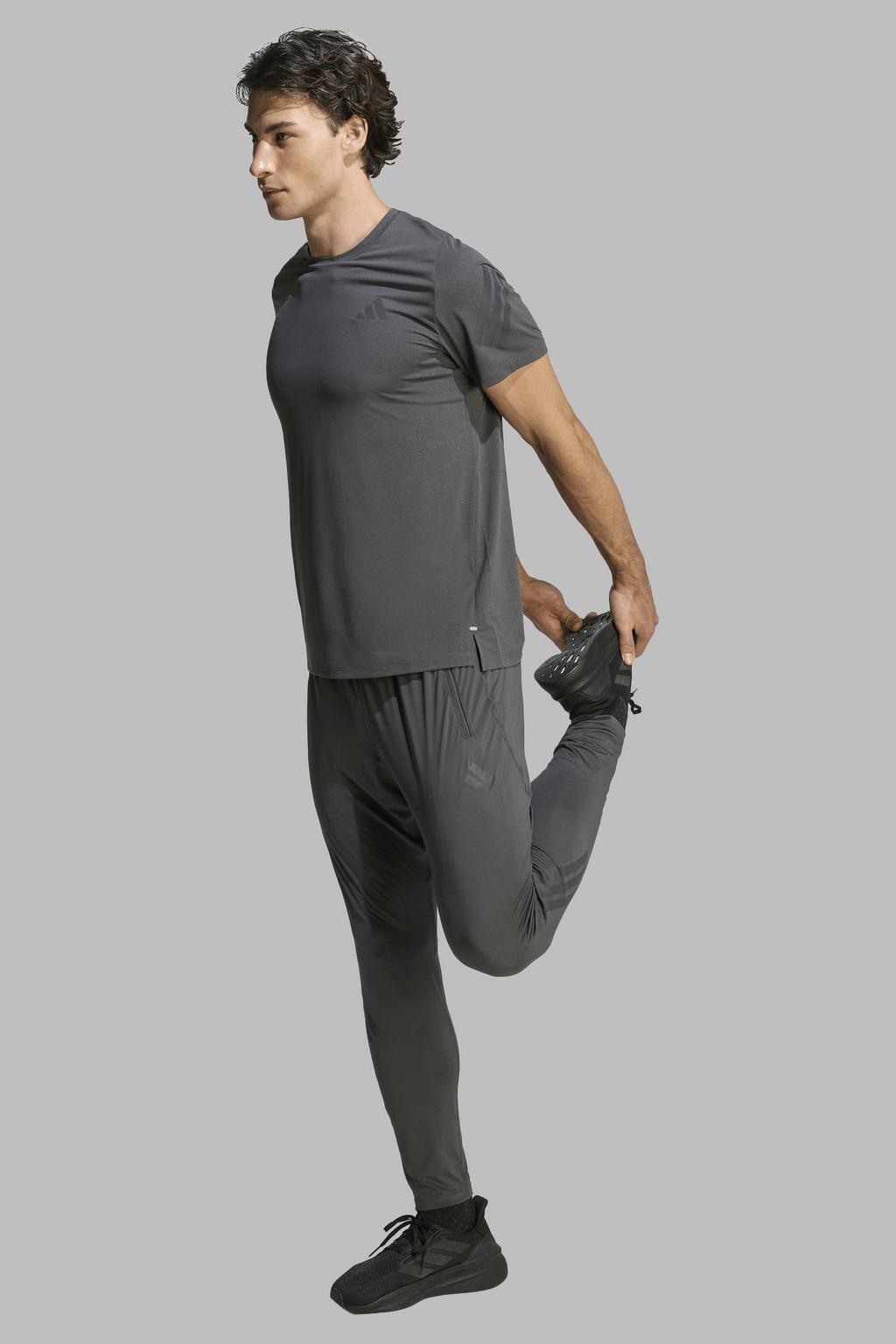Grijze heren adidas Performance hardloopshirt van polyester met korte mouwen en ronde hals
