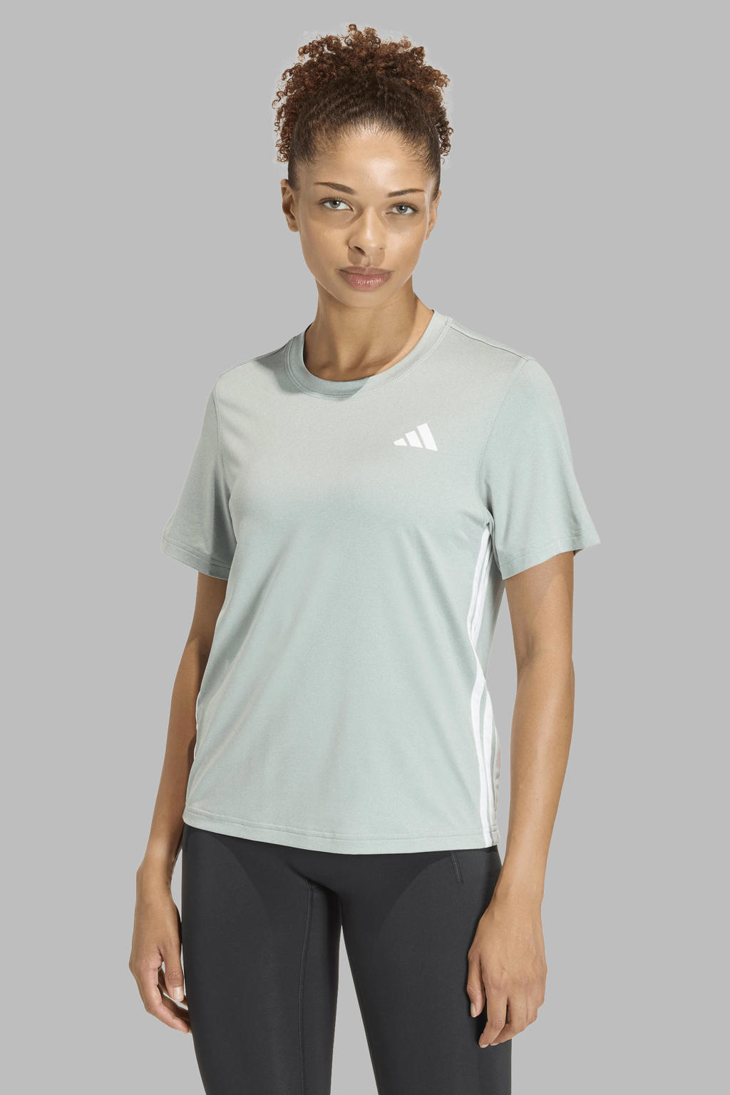 Mintgroene dames adidas Performance sportshirt van polyester met korte mouwen en ronde hals