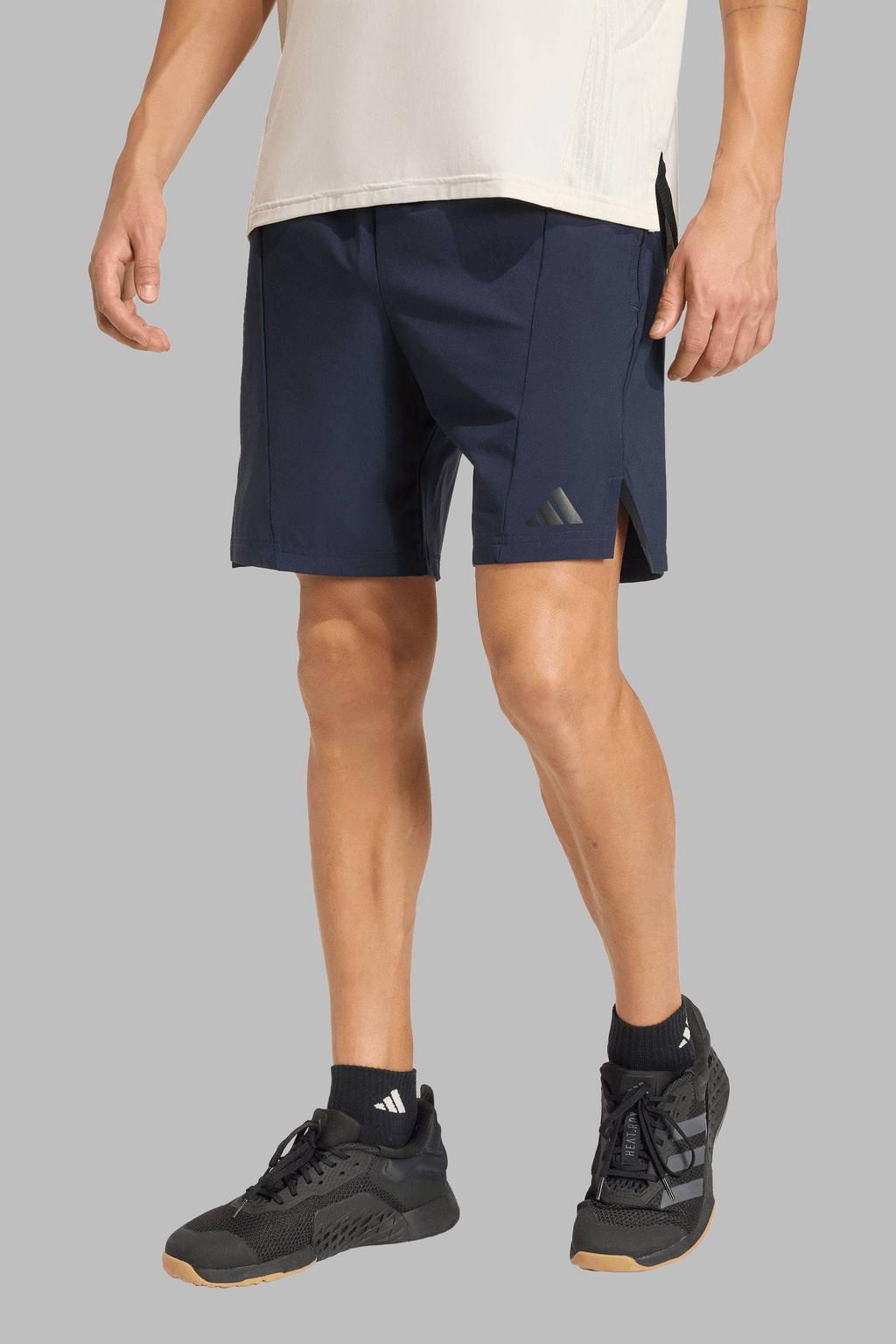 Donkerblauwe heren adidas Performance Workout 5"sportshourt van polyester met regular fit, regular waist en effen