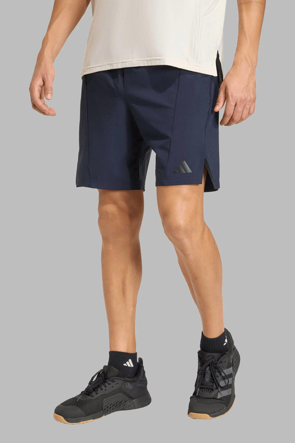 Donkerblauwe heren adidas Performance Workout 5"sportshourt van polyester met regular fit, regular waist en effen