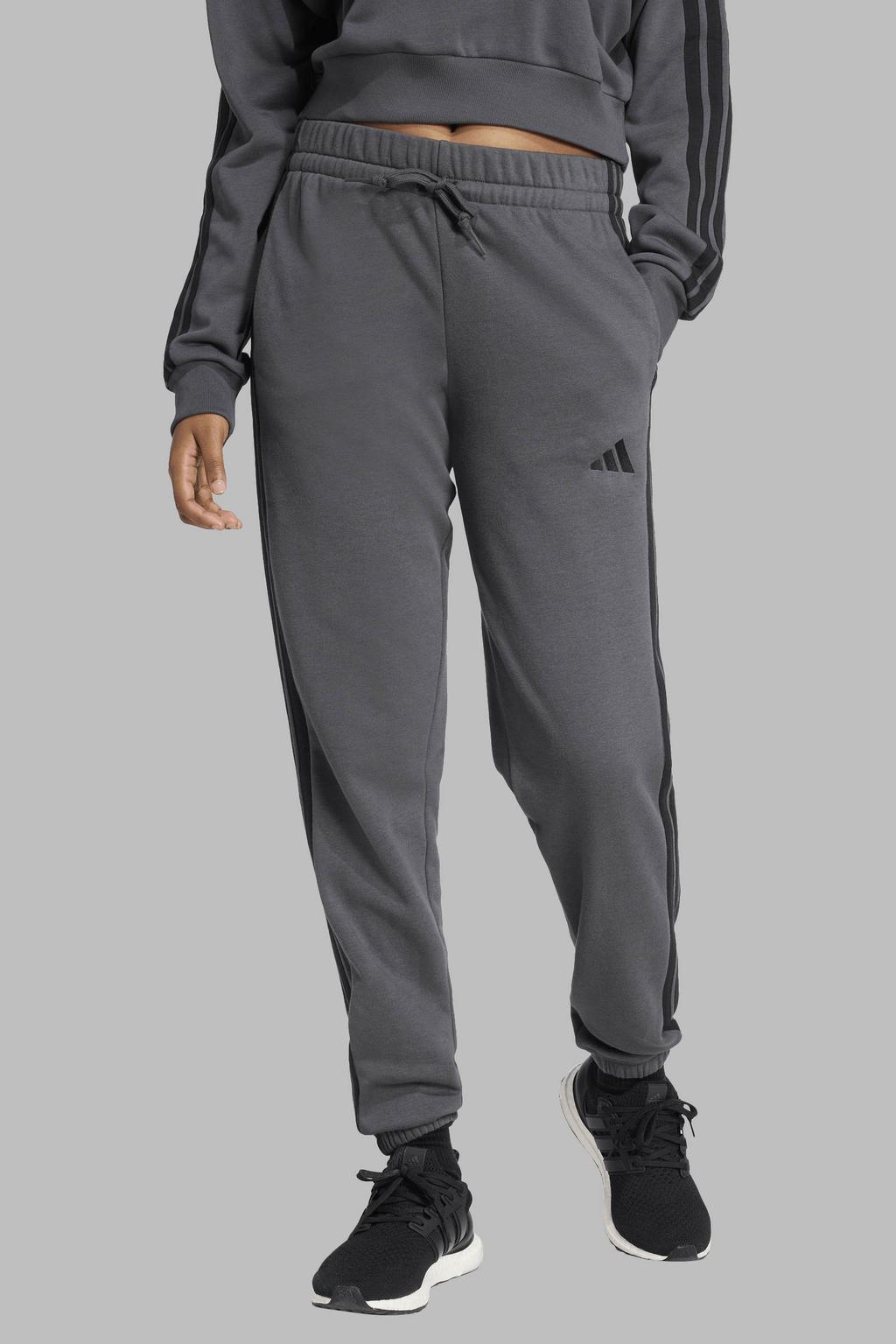 Grijze dames adidas Sportswear joggingsbroek van katoen met slim fit, regular waist, elastische tailleband met koord en effen