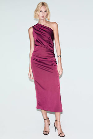 satijnen one shoulder jurk fuchsia