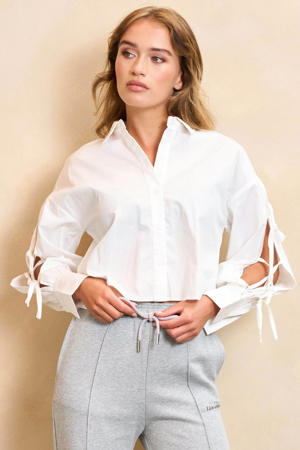 blouse wit