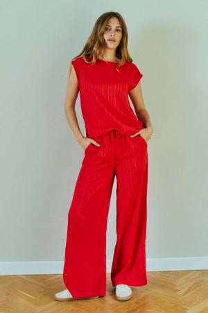 top met textuur rood