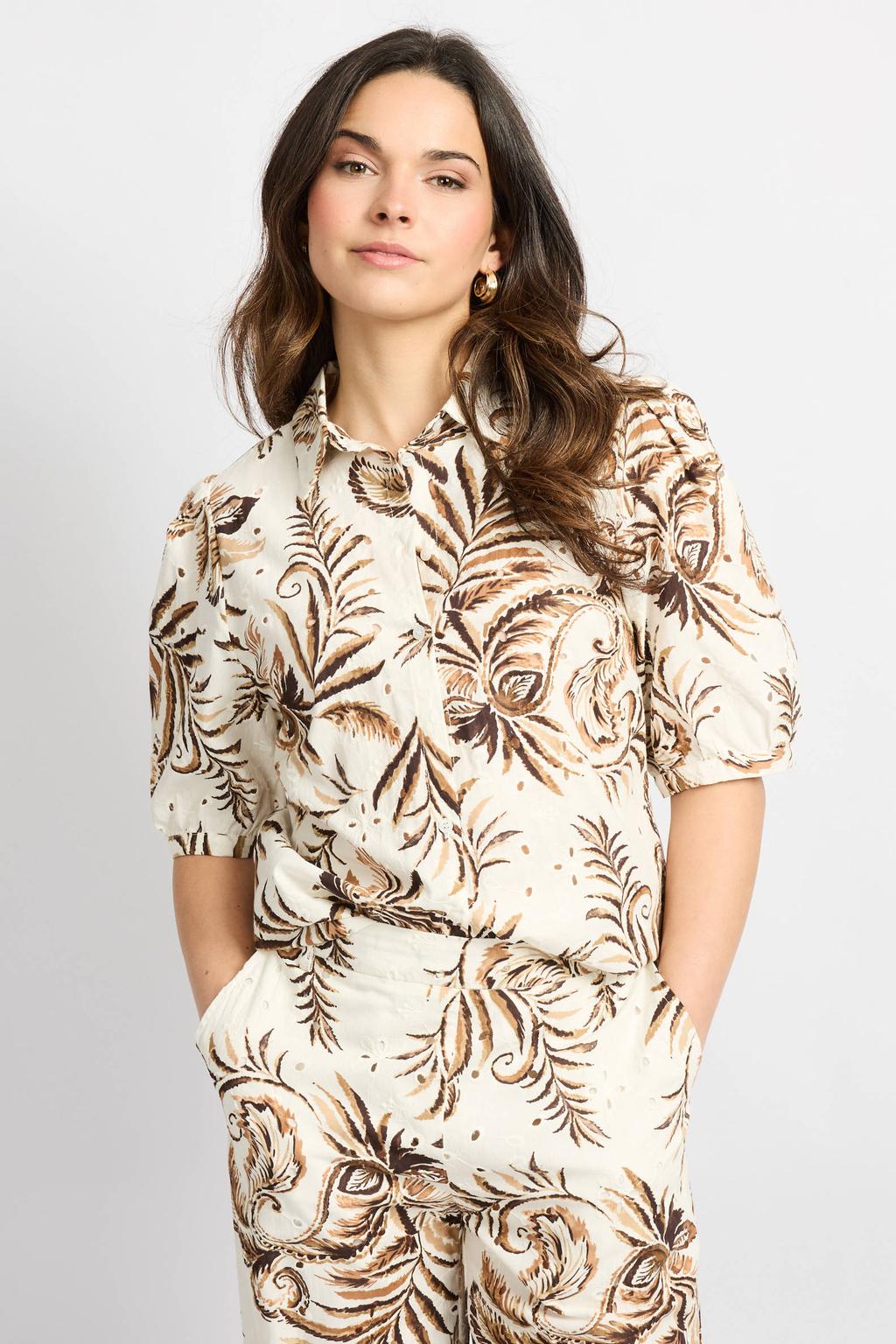 Bruine dames CS the Label gebloemde blouse met korte mouwen, klassieke kraag en knoopsluiting