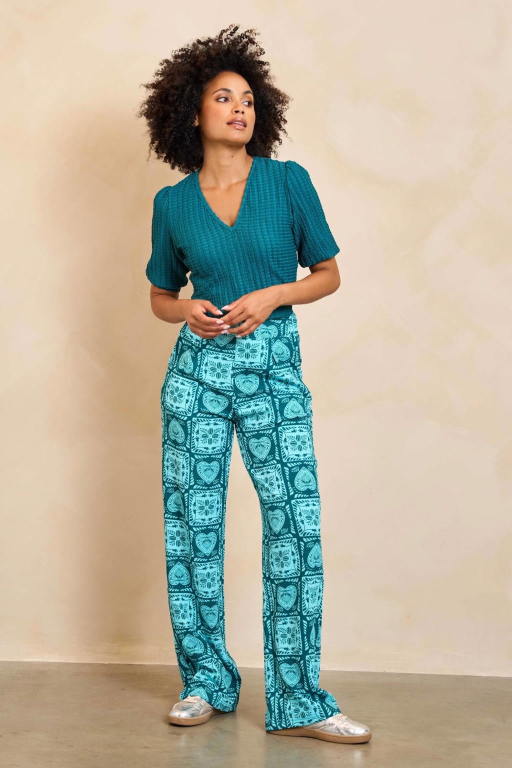Blauwe dames Lofty Manner top van polyester met effen, half lange mouwen, V-hals en textuur