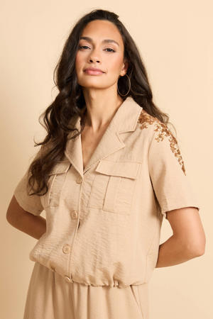 blouse lichtbruin met pailletten