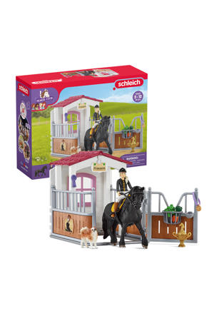 Paardenstal met Horse Club Tori & Prince