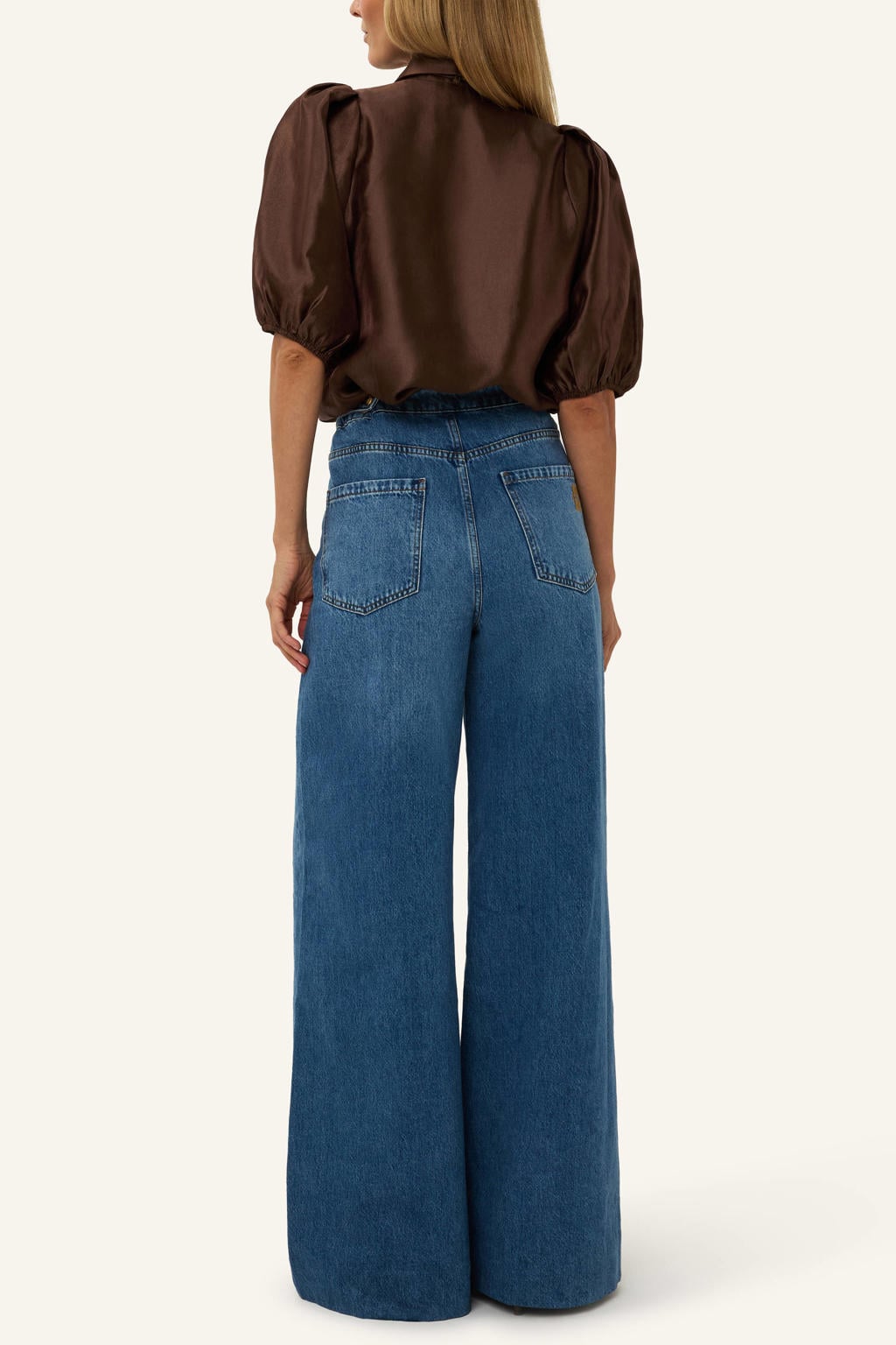 Bruine dames JOSH V blousetop van viscose met effen, half lange mouwen, strikkraag en knoopsluiting