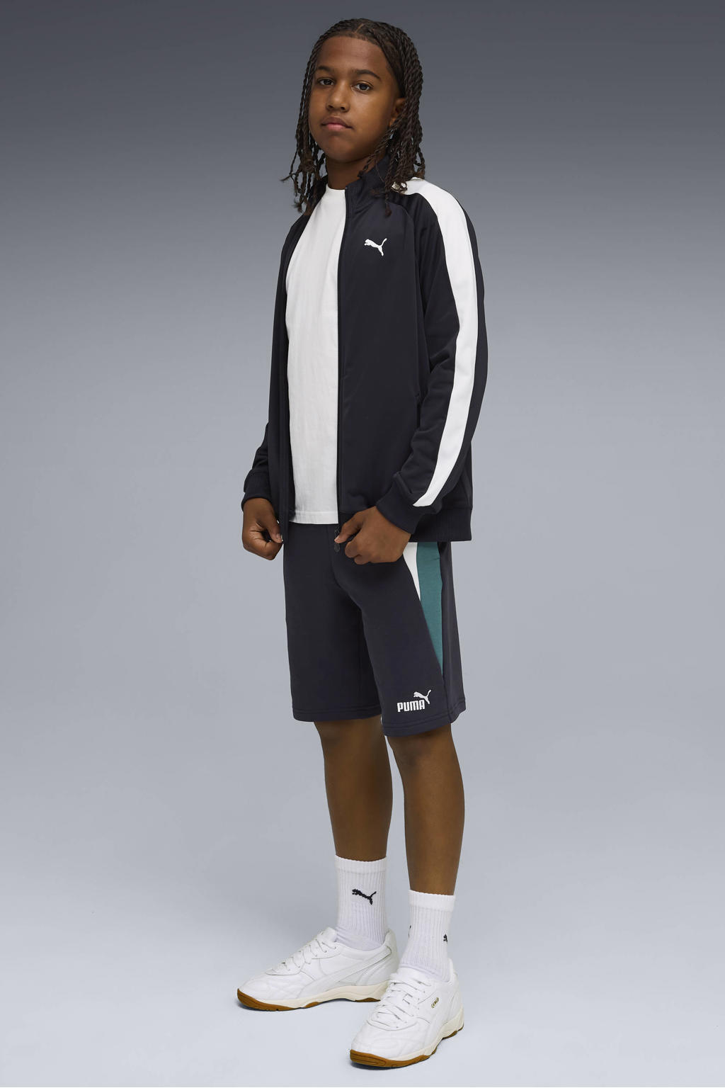 Donkerblauwe jongens en meisjes Puma Essentials short van katoen met regular waist, elastische tailleband met koord en effen