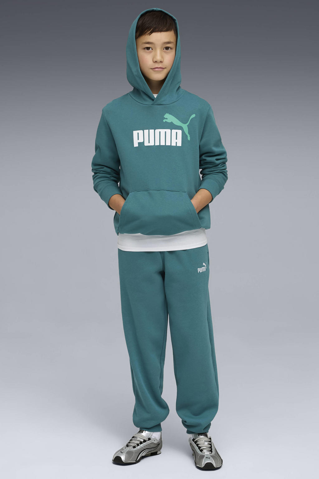 Grijsblauwe jongens en meisjes Puma joggingbroek Essential blauw van katoen met elastische tailleband en effen