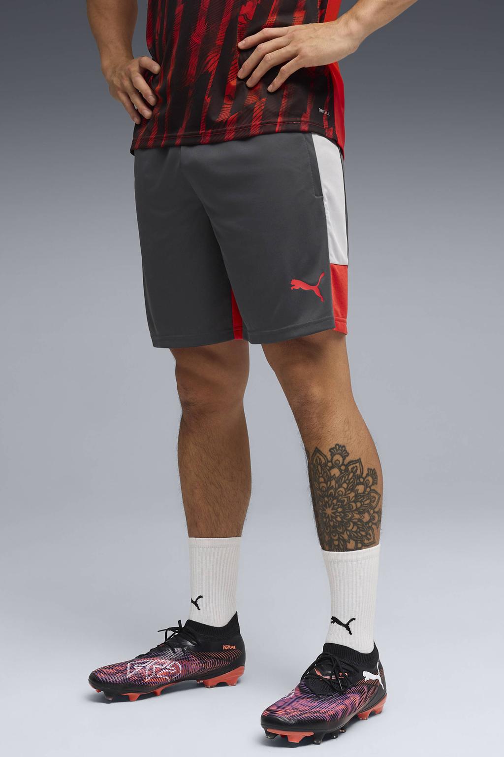 Grijs en rode heren Puma voetbalshort van polyester met regular waist