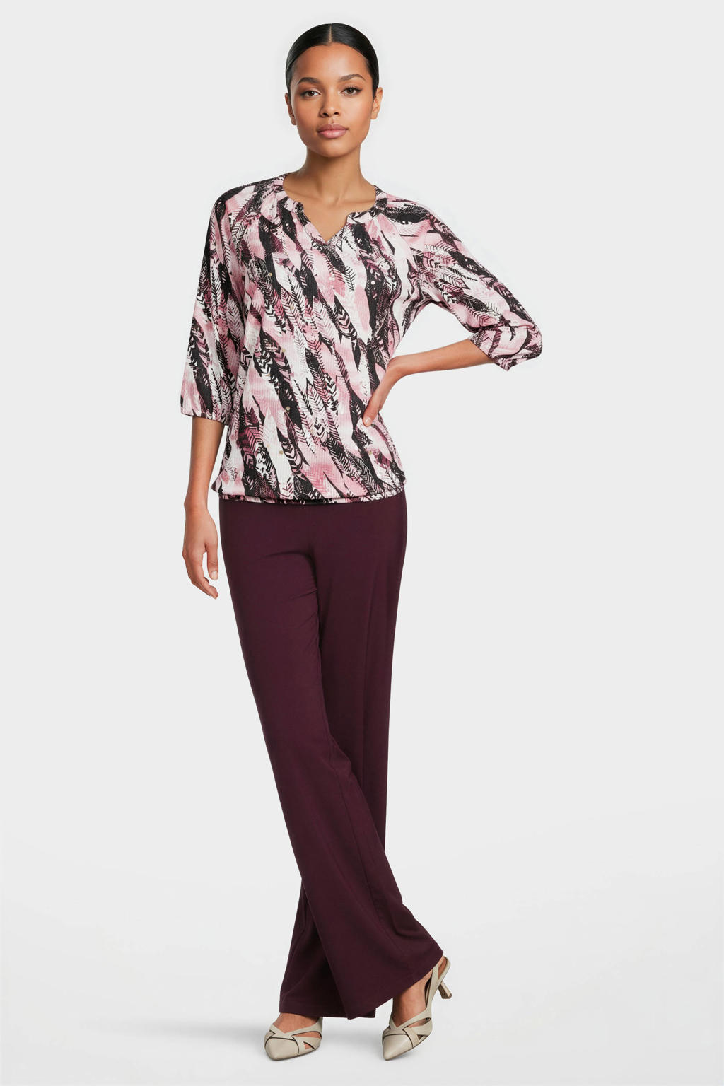 Roze en bruine dames Dreamstar top van polyester met meerkleurige print, driekwart mouwen, V-hals, elastische tailleband en smockwerk