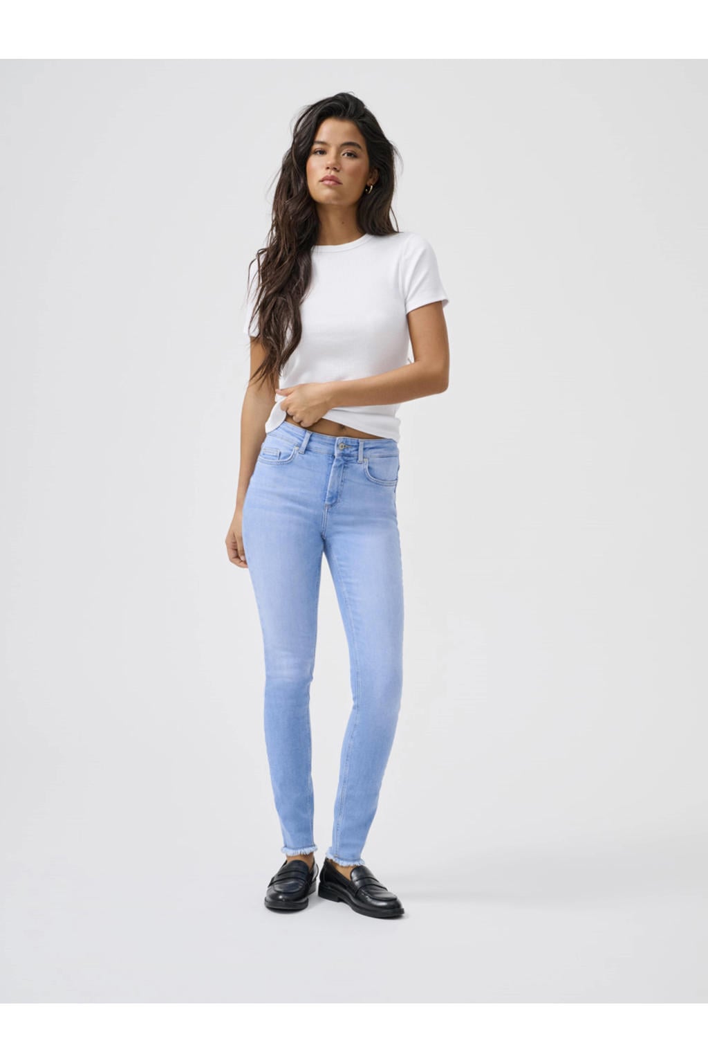 Light blue denim dames ONLY skinny jeans van denim met regular waist, rits- en knoopsluiting en effen