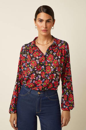 gebloemde blouse rood
