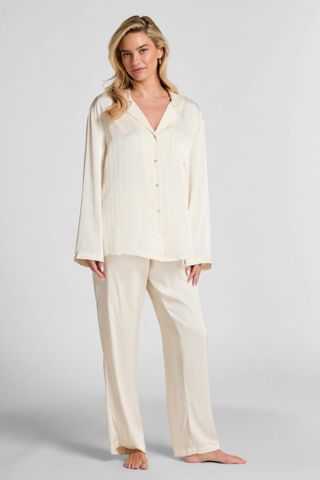 Hunkemöller satijnlook pyjamatop gebroken wit