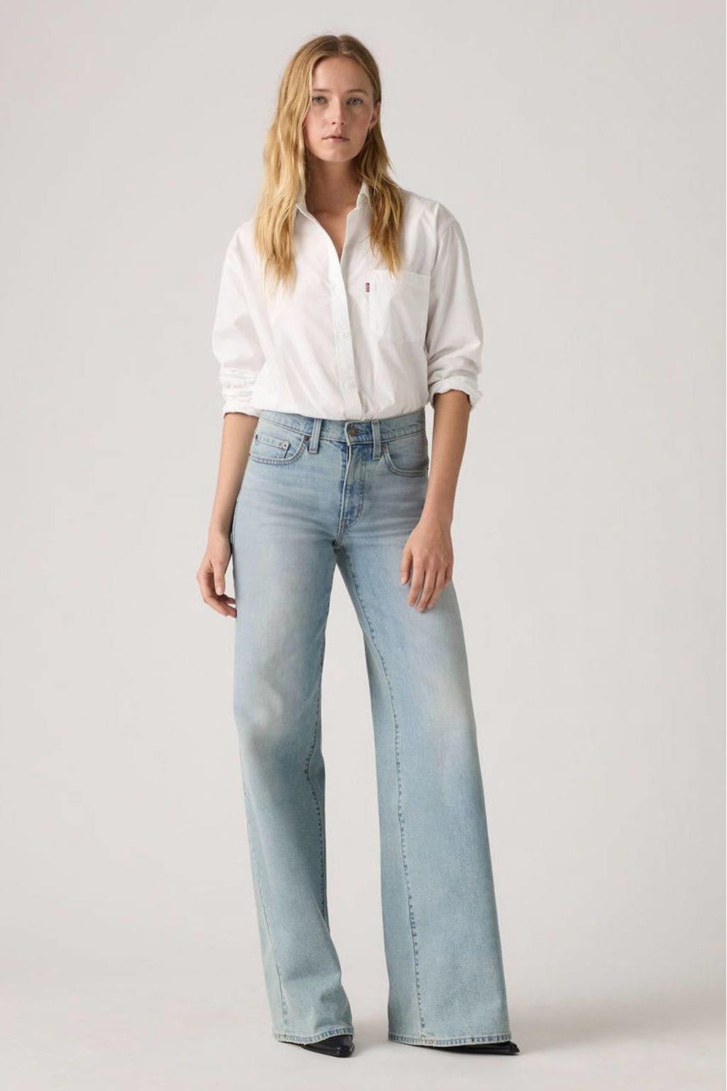 Light blue denim dames Levi's jeans van denim met high waist, rits- en knoopsluiting en effen
