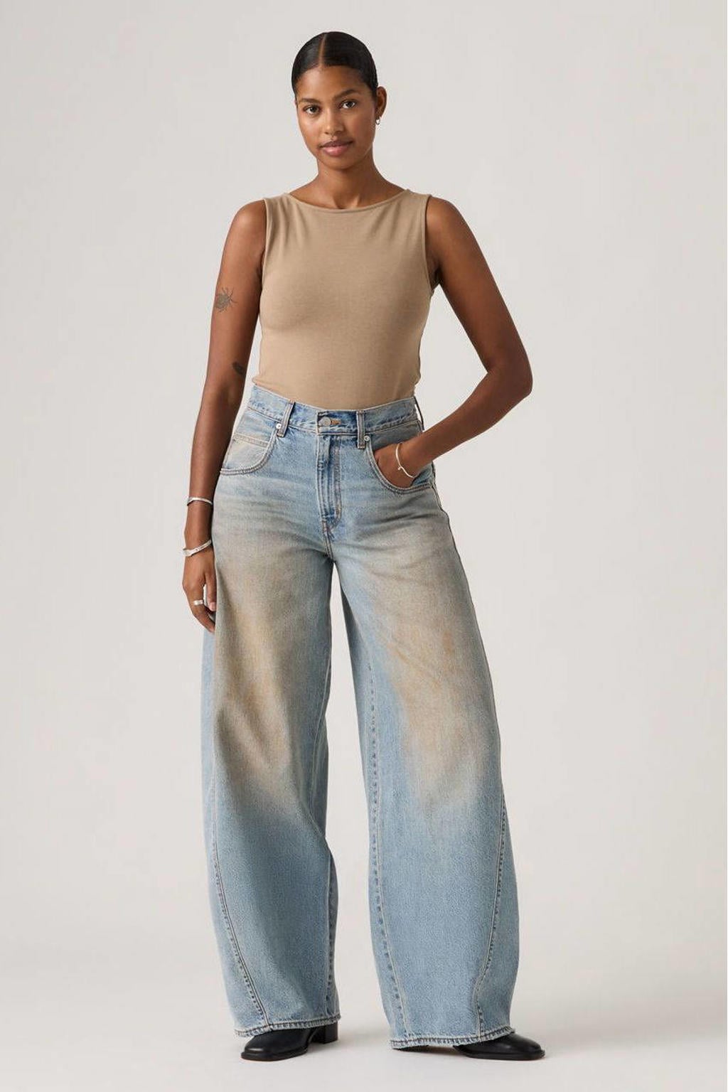 Light blue denim dames Levi's jeans van denim met regular waist, rits- en knoopsluiting en effen