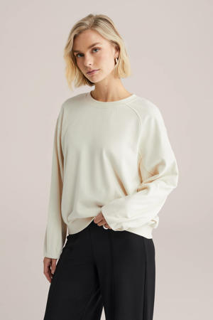 sweater beige