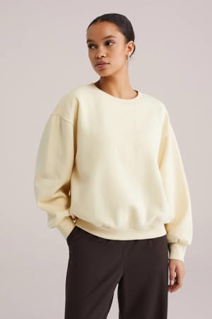 sweater lichtgeel
