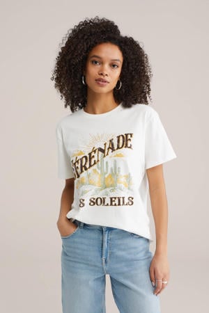 T-shirt wit