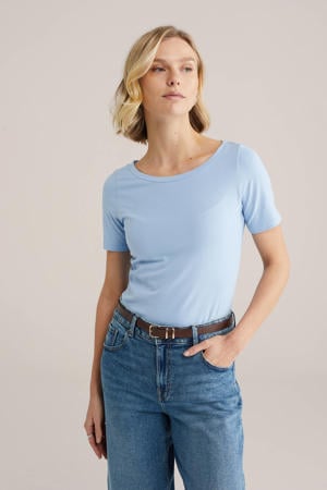 T-shirt lichtblauw