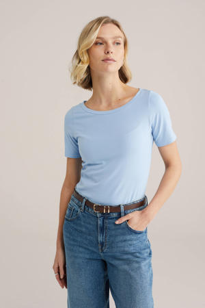 T-shirt lichtblauw