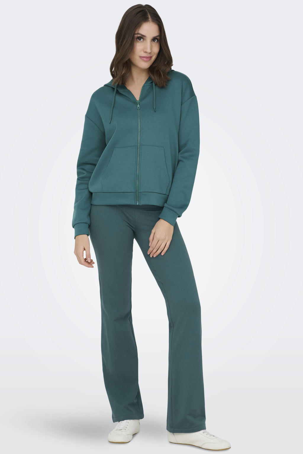 Grijsgroene dames ONLY PLAY sportvest Onplounge Life groen van polyester met lange mouwen, capuchon en ritssluiting