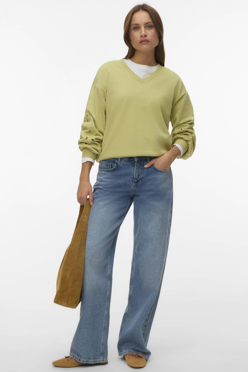 Lichtgroene dames VERO MODA x Noor de Groot sweater van polyester met lange mouwen, V-hals en borduursels