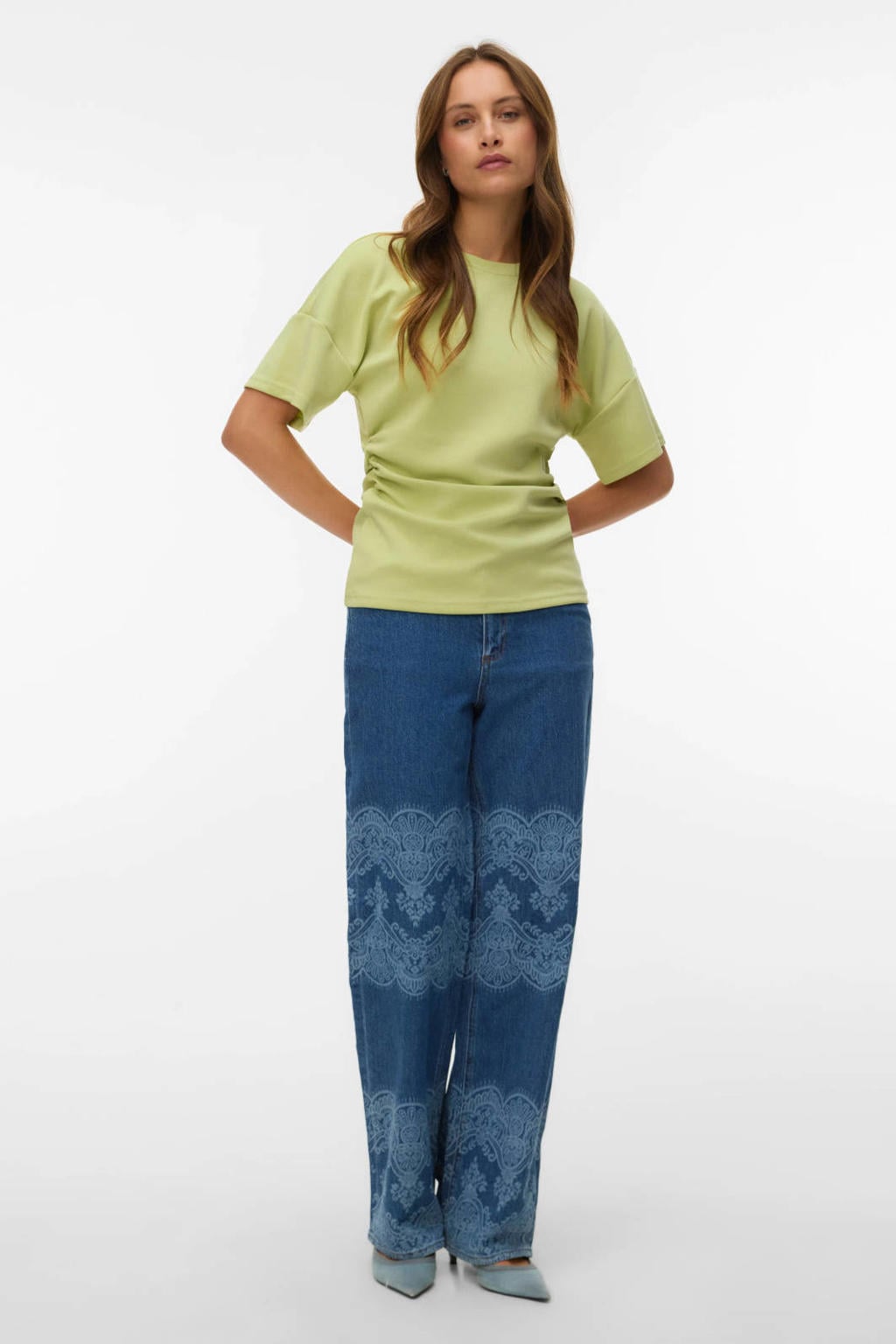 Lichtgroene dames VERO MODA x Noor de Groot T-shirt van polyester met korte mouwen en plooien