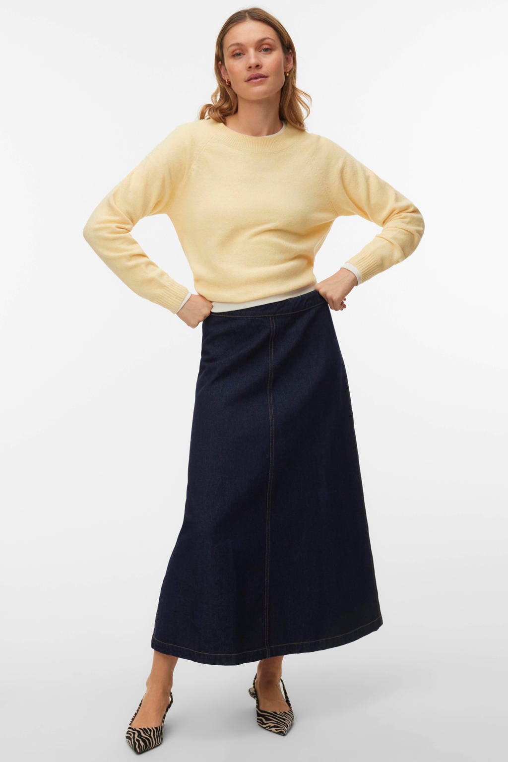 Lichtgele dames VERO MODA trui gebreid van polyester met effen, lange mouwen en ronde hals