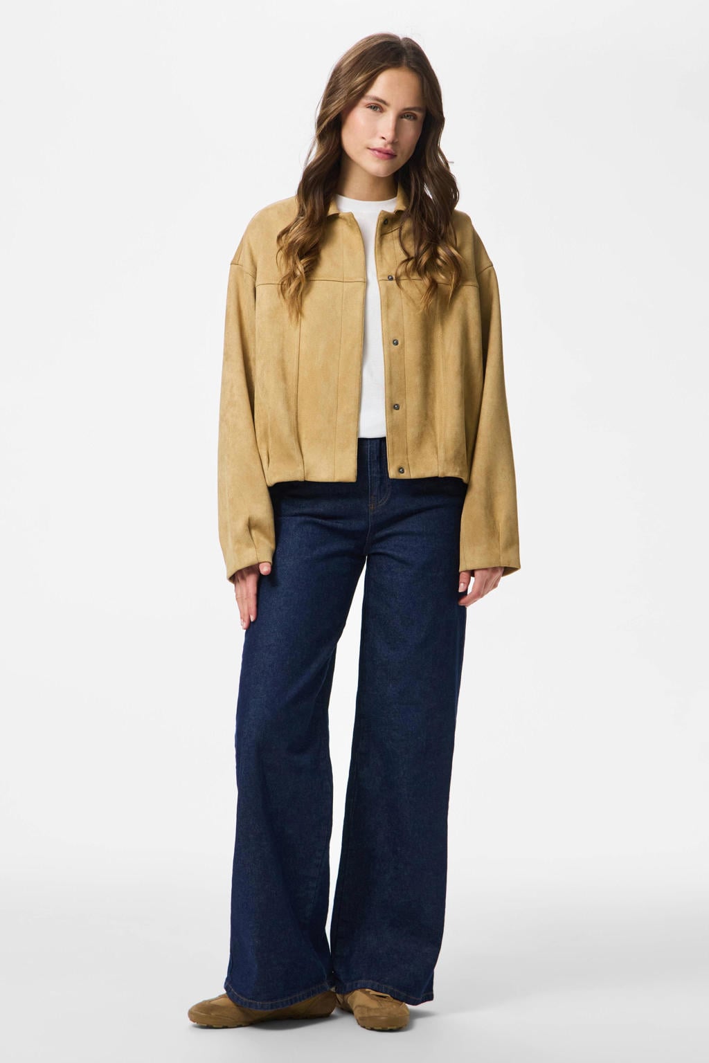 Beige dames PIECES bomberjack van polyester met effen, lange mouwen en klassieke kraag