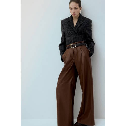 Mango imitatieleren Wide leg regular waist broek bruin afbeelding