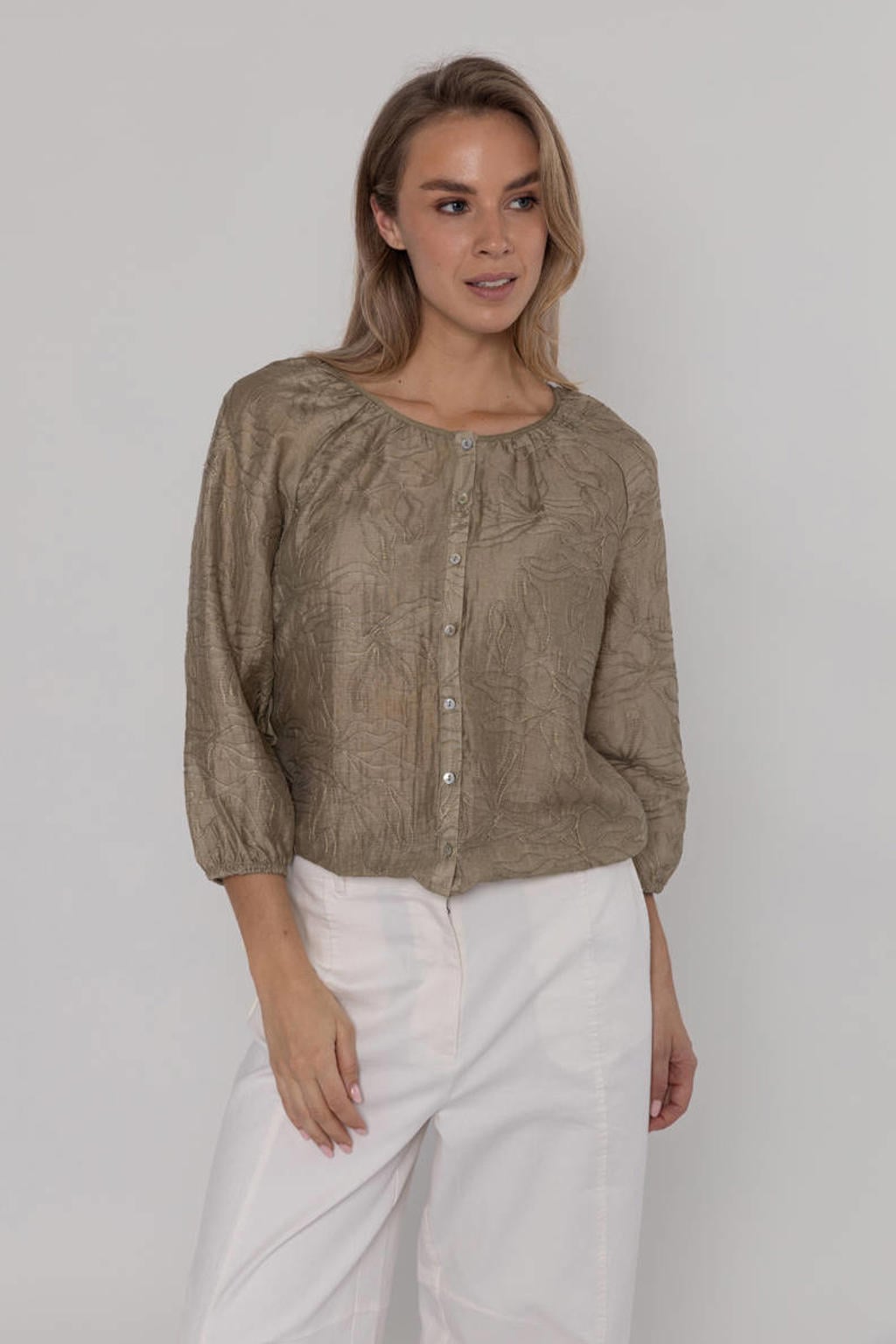 Kakikleurige dames Poools gebloemde blouse van modal met half lange mouwen, ronde hals en knoopsluiting