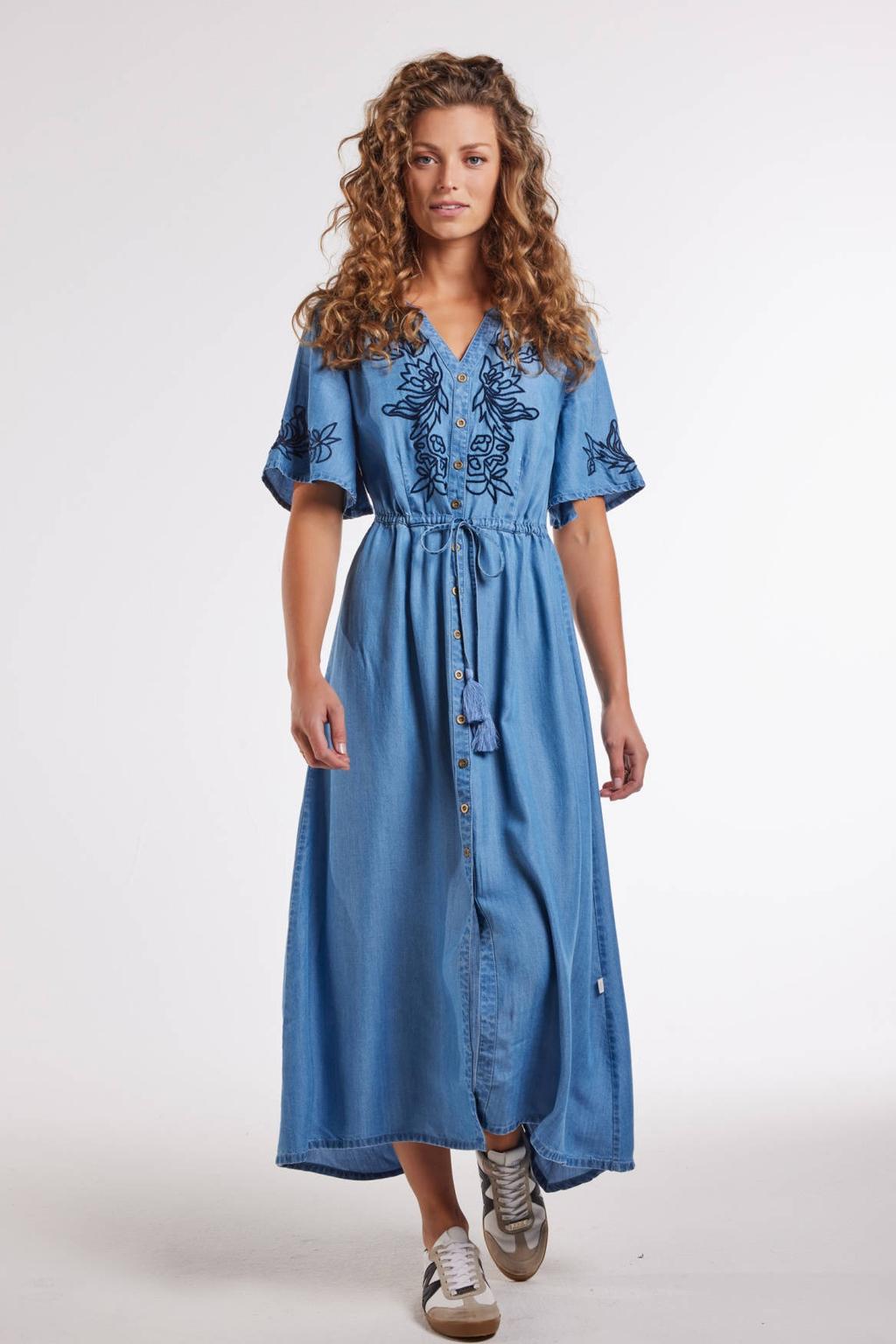 Medium blue denim dames Didi A-lijn jurk van denim met effen, half lange mouwen, V-hals, knoopsluiting en borduursels