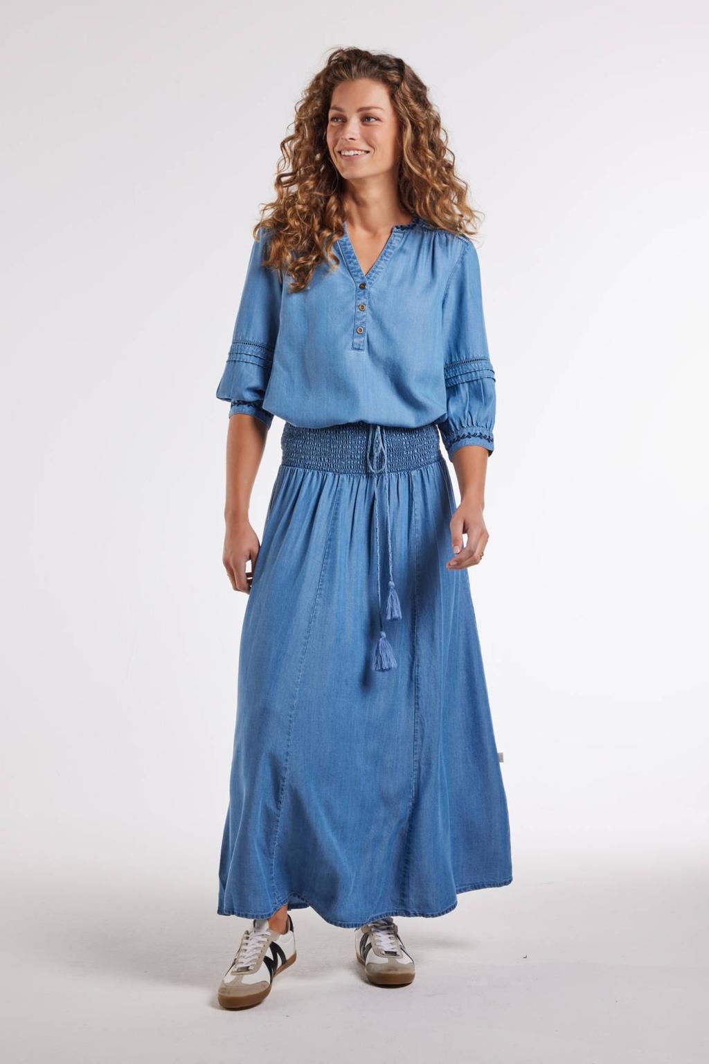 Medium blue denim dames Didi A-lijn rok gemaakt van denim en met elastische tailleband met koord