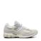 New Balance 2002R sneakers ecru/grijs