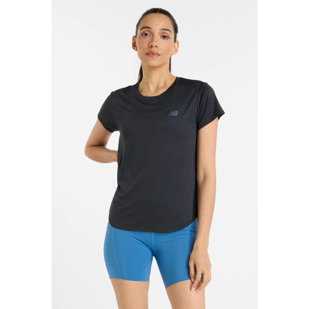 Zwarte dames New Balance sportshirt van polyester met korte mouwen en ronde hals