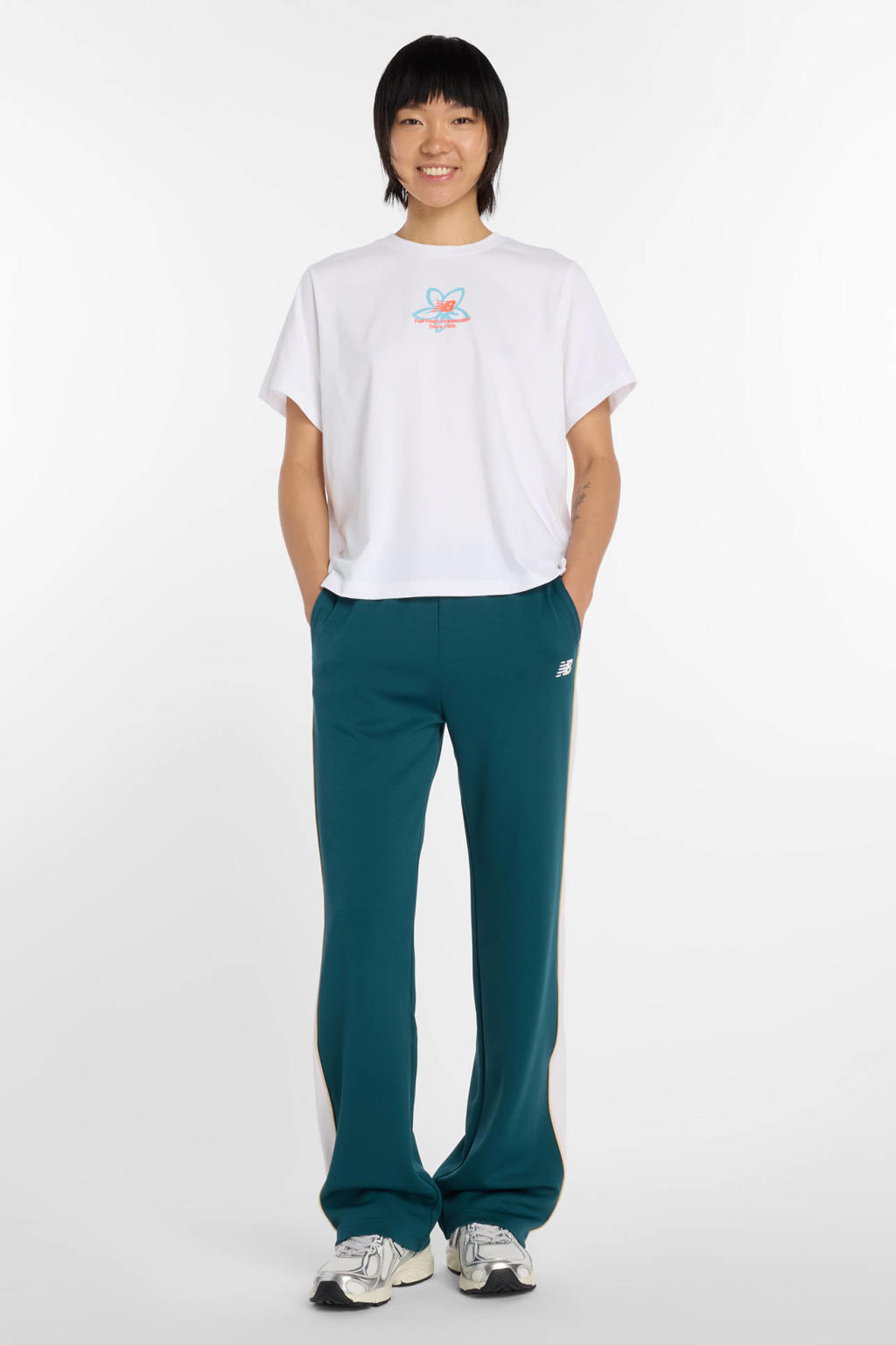 Witte dames New Balance T-shirt van katoen met backprint, korte mouwen en ronde hals