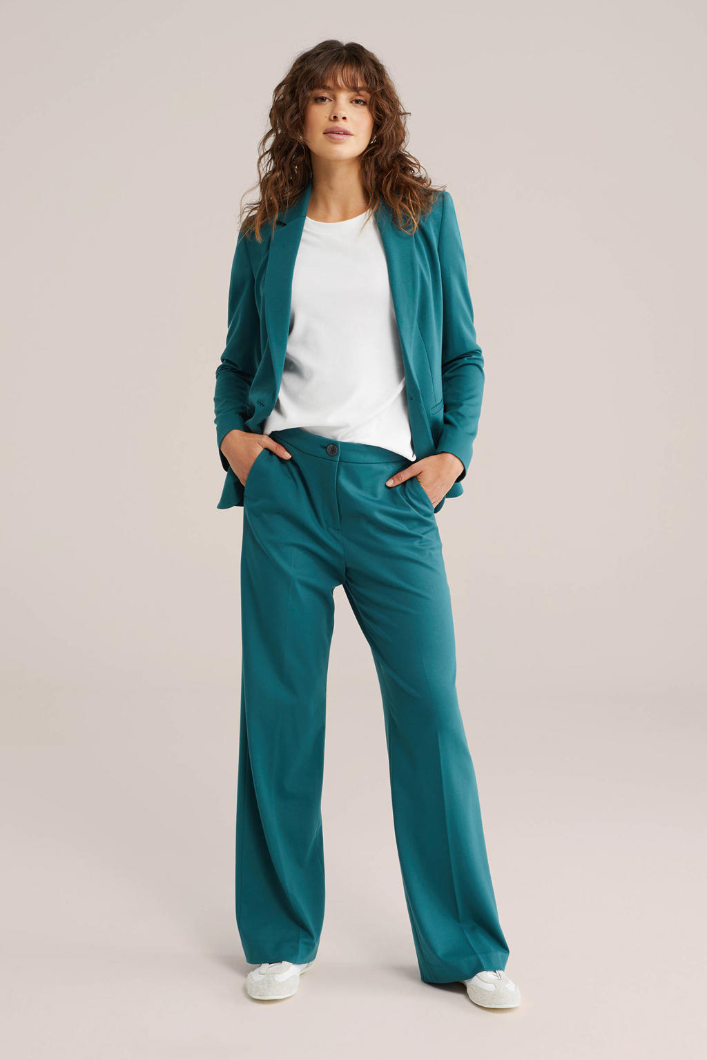 Groene dames WE Fashion jersey high waist pantalon van viscose met loose fit, rits- en knoopsluiting en effen