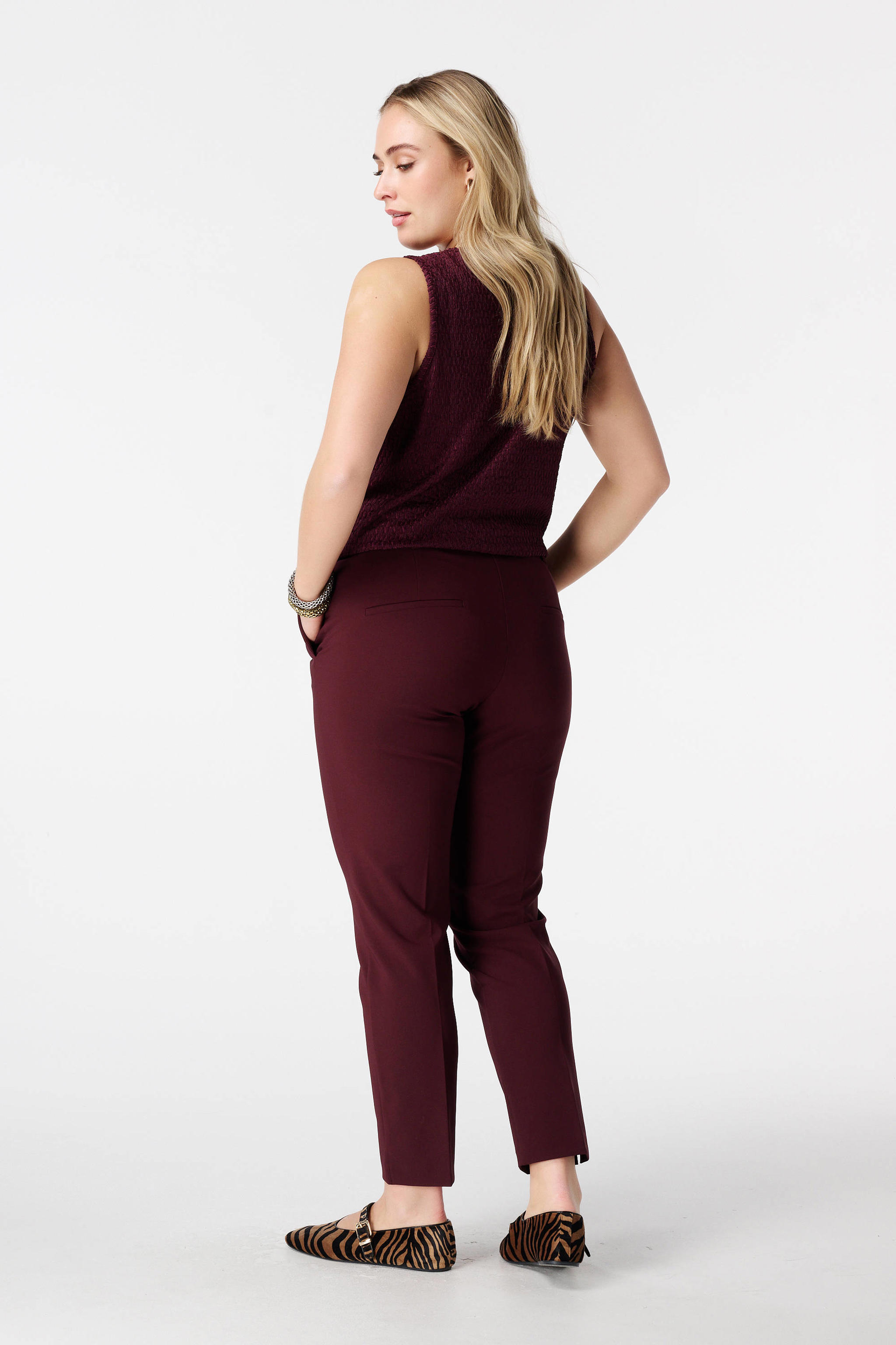 ms-mode-slim-regular-waist-broek-donkerrood-wehkamp