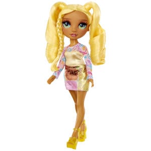 Entry Fashion Dolls Sunny
