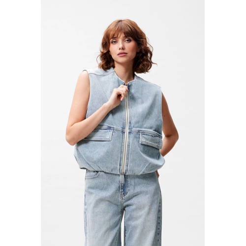 Catwalk Junkie gestreepte gilet light blue denim afbeelding